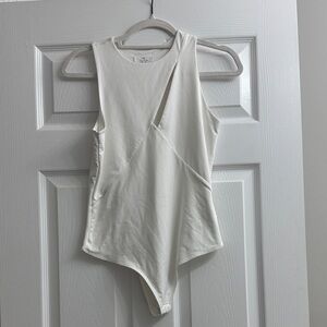 Elegant White Sleeveless Bodysuit